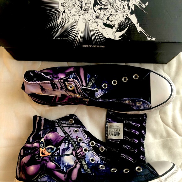 ๐DC Catwomen Converse Chuck Taylor hi Allstar ๐ - Picture 4 of 7
